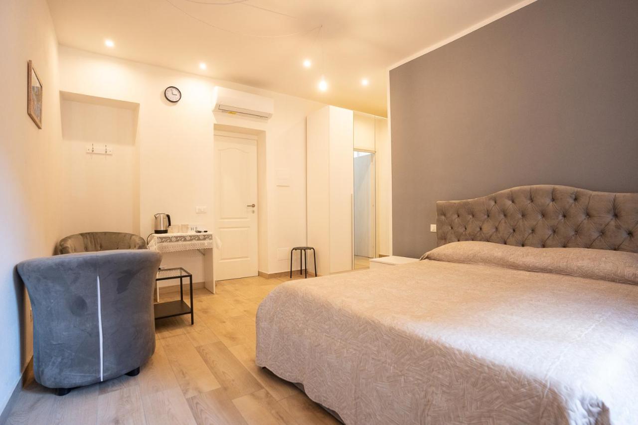 Bed and breakfast Le Stelle Della Spezia Extérieur photo